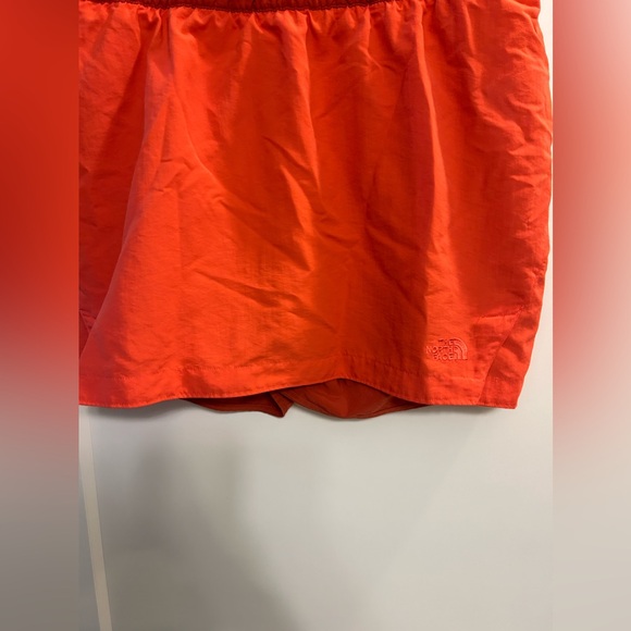 Like New North Face Classy V Skort - Picture 4 of 10